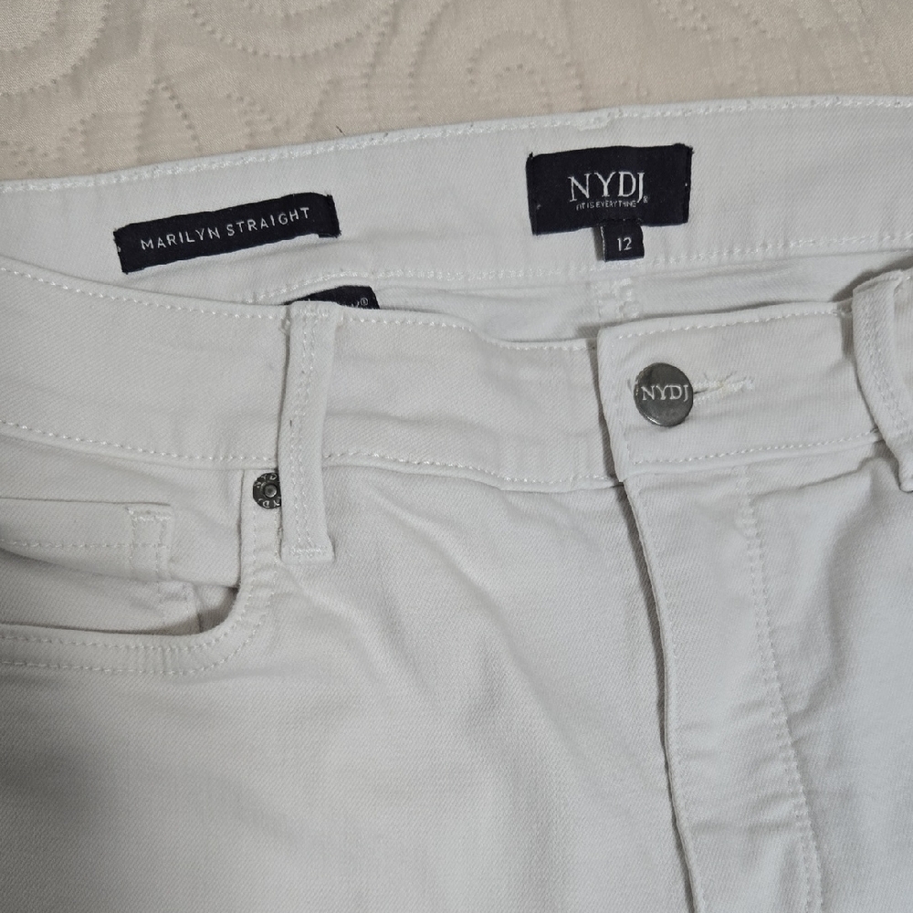 NYDJ Classic White Denim Capri